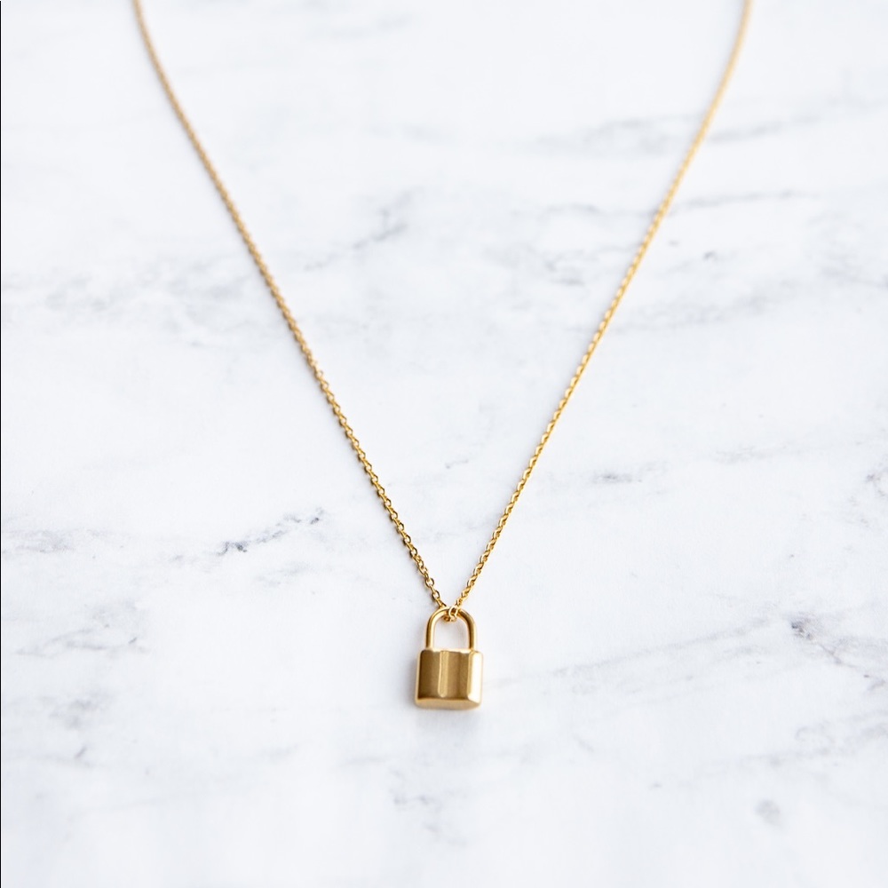 Stainless Steel Gold 🔒, Gold Mini Lock Necklace